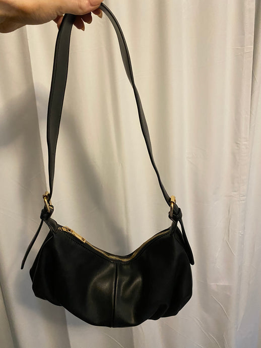 Croissant Leather Bag Black